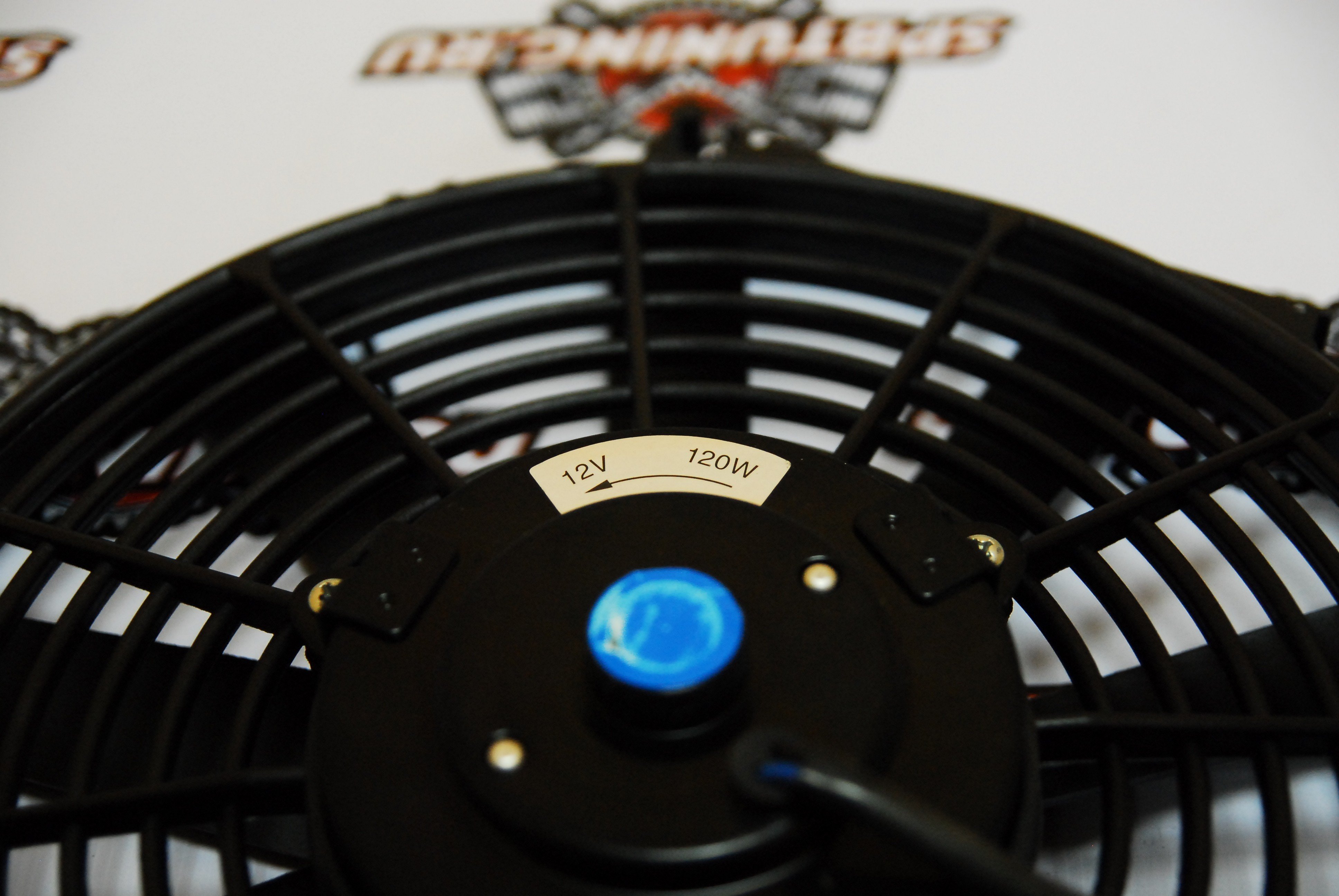 Вентилятор электрический 12 дюймов 120W