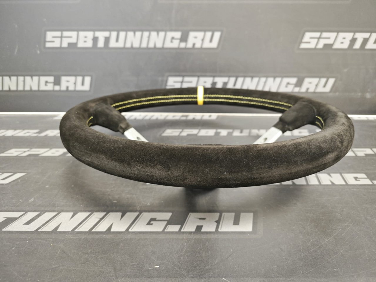 Руль спортивный OMP CORSICA замша, титановый/жёлтый, диам.350мм