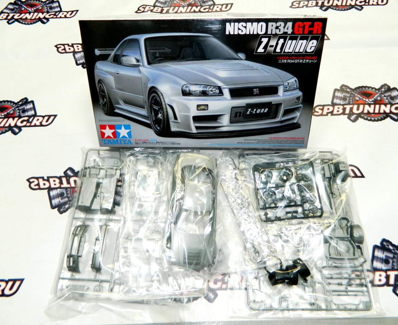 Сборная модель Nissan Nismo R34 GT-R Z-tune 1:24