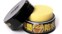 Полироль (покрытие защитное) Soft99 Fusso 12 Months для темных цветов кузова, 200г