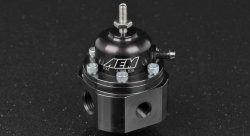 Регулятор давления топлива AEM от 20psi (вход / выход AN6, обратка AN6) до 1000л.с.