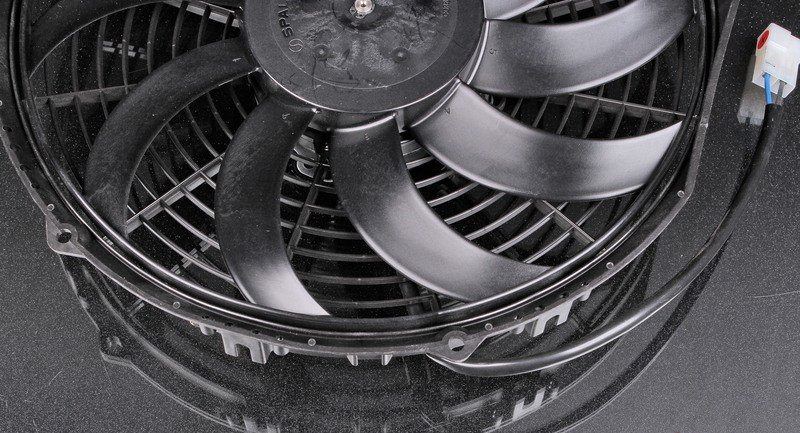 Вентилятор охлаждения SPAL (ТОЛКАЮЩИЙ) 12&quot; (305 мм) 12V производительность 2070 м³/ч