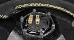 Руль 355мм, большой вылет, замша, желтая нить