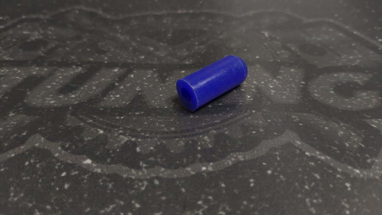 Заглушка силиконовая синяя 4mm