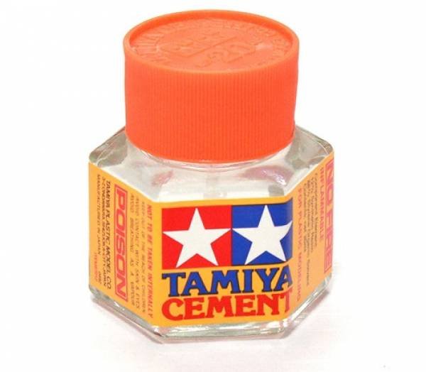 Клей Tamiya Cement
