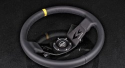 Руль NRG 350мм, большой вылет, кожа, черная нить