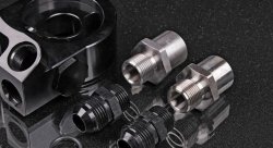 Проставка адаптер под масляный фильтр с термостатом, вход/выход ORB8, закрыт при 71С, открыт при 82С, черная