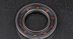 Сальник первичного вала МКПП R154 1/2 jz NOK