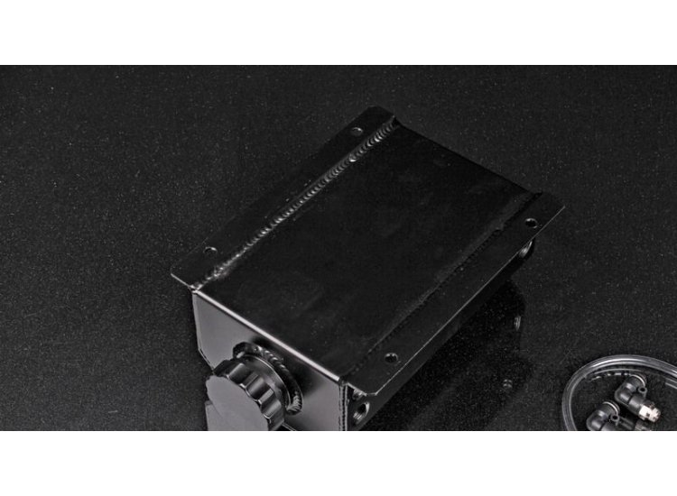 Маслоуловитель 2 литра, алюминиевый, черный