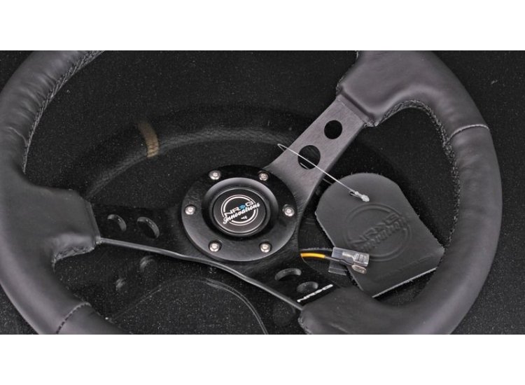 Руль NRG 350мм, большой вылет, кожа.