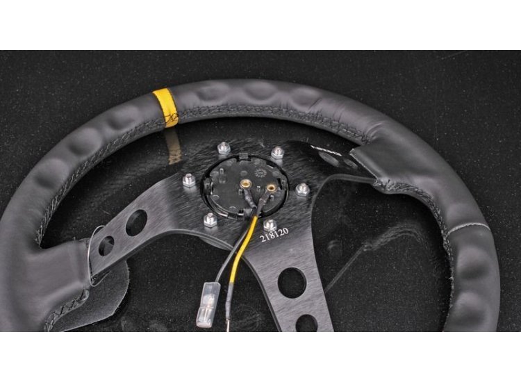 Руль NRG 350мм, большой вылет, кожа.