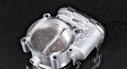 Дроссельная заслонка Bosch с блоком управления 82мм