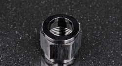 Фитинг гайка AN10 под алюминиевую трубку, черный