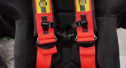 Ремни безопасности Beltenick 4-х точечные со стандартной застежкой, красные