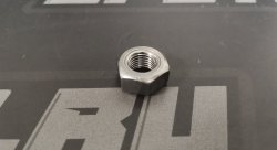 Гайка приварная для ремней безопасности 7/16-20 UNF