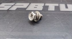 Болт М8*25 кузовной с шайбой и гровером нержа.