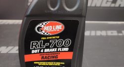 Тормозная жидкость REDLINE RL-700 DOT4 90405 0.5L