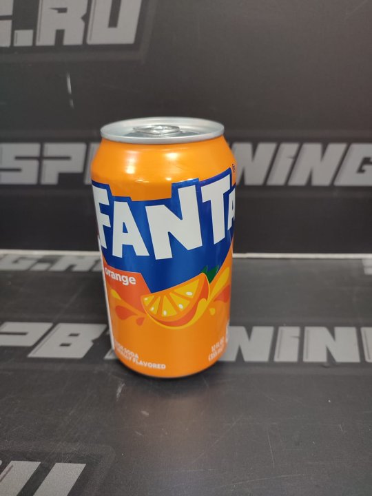 Напиток газированный Fanta апельсин 355 мл. США