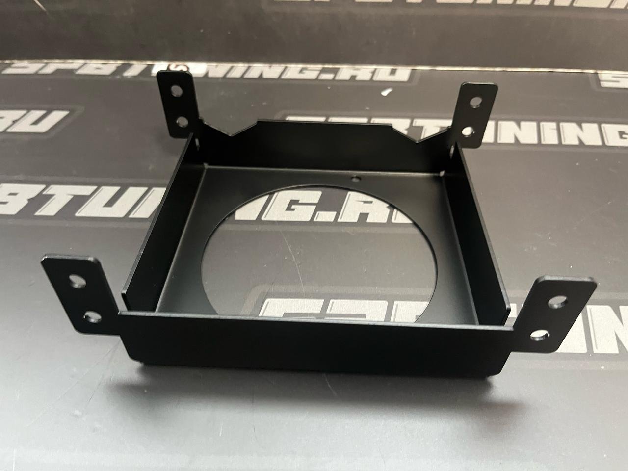 Диффузор Tuning Toys алюминиевый для масляного радиатора BLACKROCK LAB, URB-320