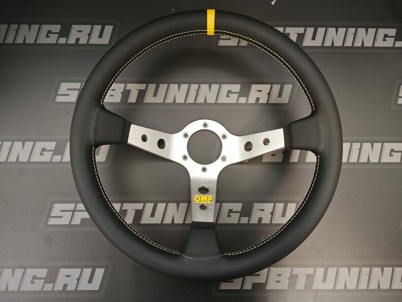 Руль спортивный OMP CORSICA кожа, серебристый, диам.350мм