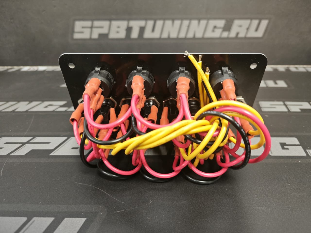 Панель управления пластик, 8 кнопок, 12V