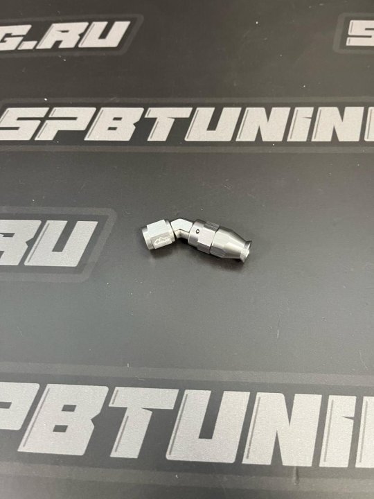 Фитинг AN4 45 градусов усиленный под тефлоновый шланг (PTFE) серебристый