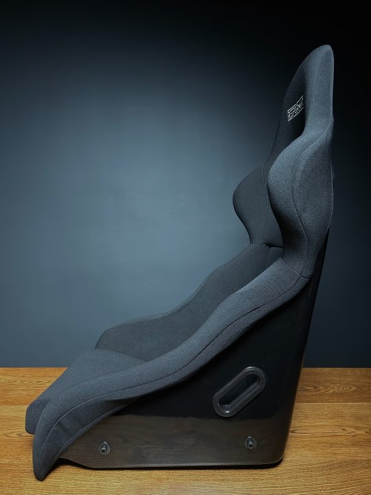 Спортивное сиденье Reforming Athletic