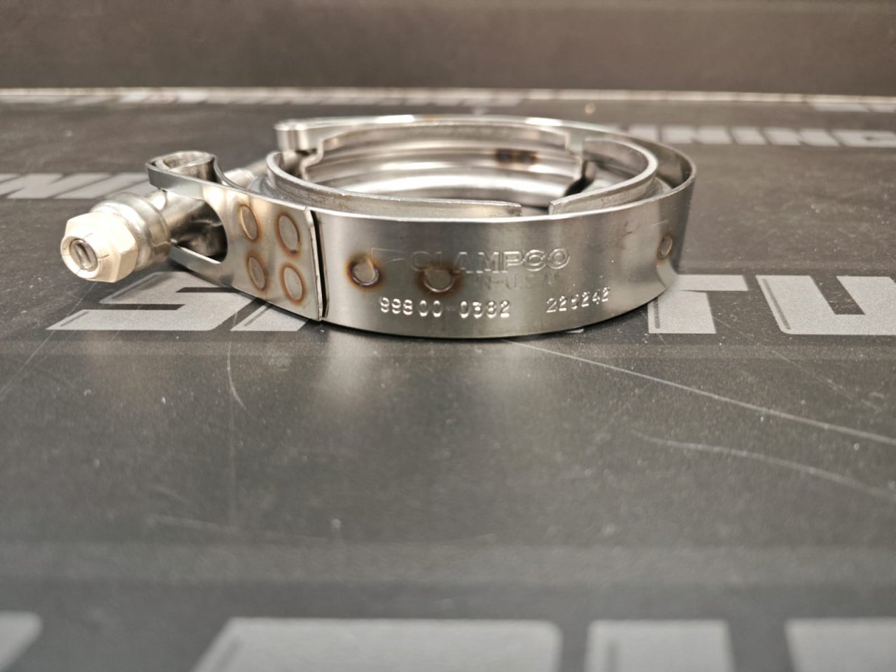 Хомут V-Band к горячей части турбины (T3 - выход, Т4 - вход/выход) Precision 3-5/8" PRECISION TURBO