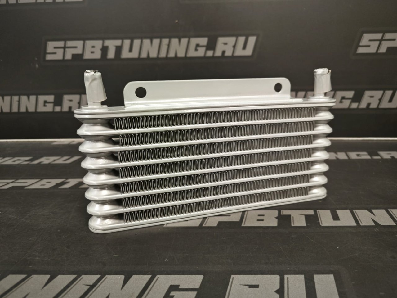 Радиатор масляный трансмиссионный 600 серия 210х105х30мм