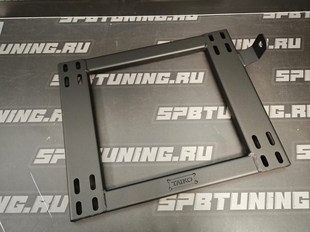 Taiko опора сиденья универсальная (левая)