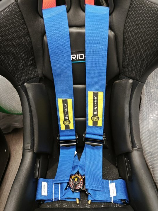 Ремни безопасности Beltenick, 4х точечные с омологацией до 2030г., синие