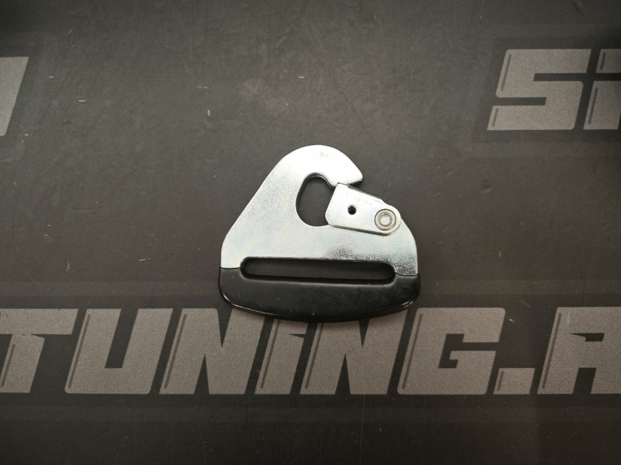 GRAYSTON скоба с карабином для крепления ремней 2" c пластиковой накладкой