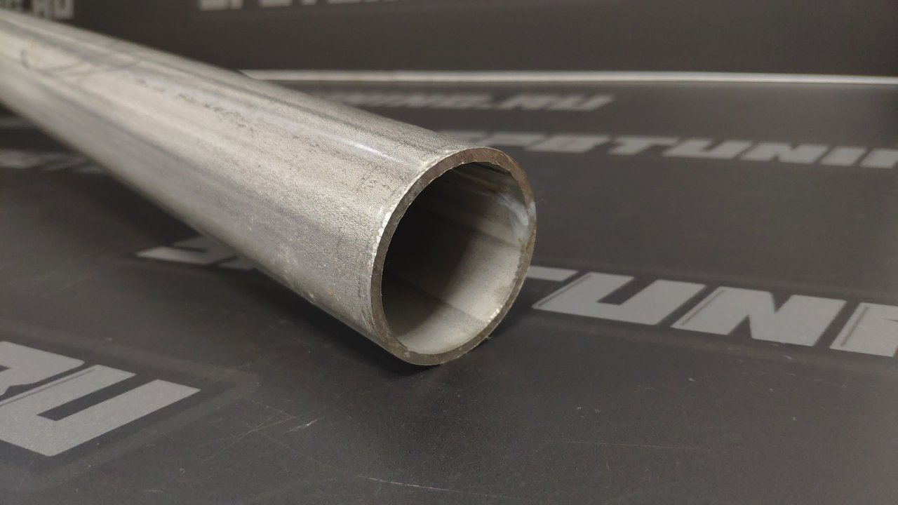 Труба 63мм*1.5 нержавеющая сталь AISI304 (шлифованная)