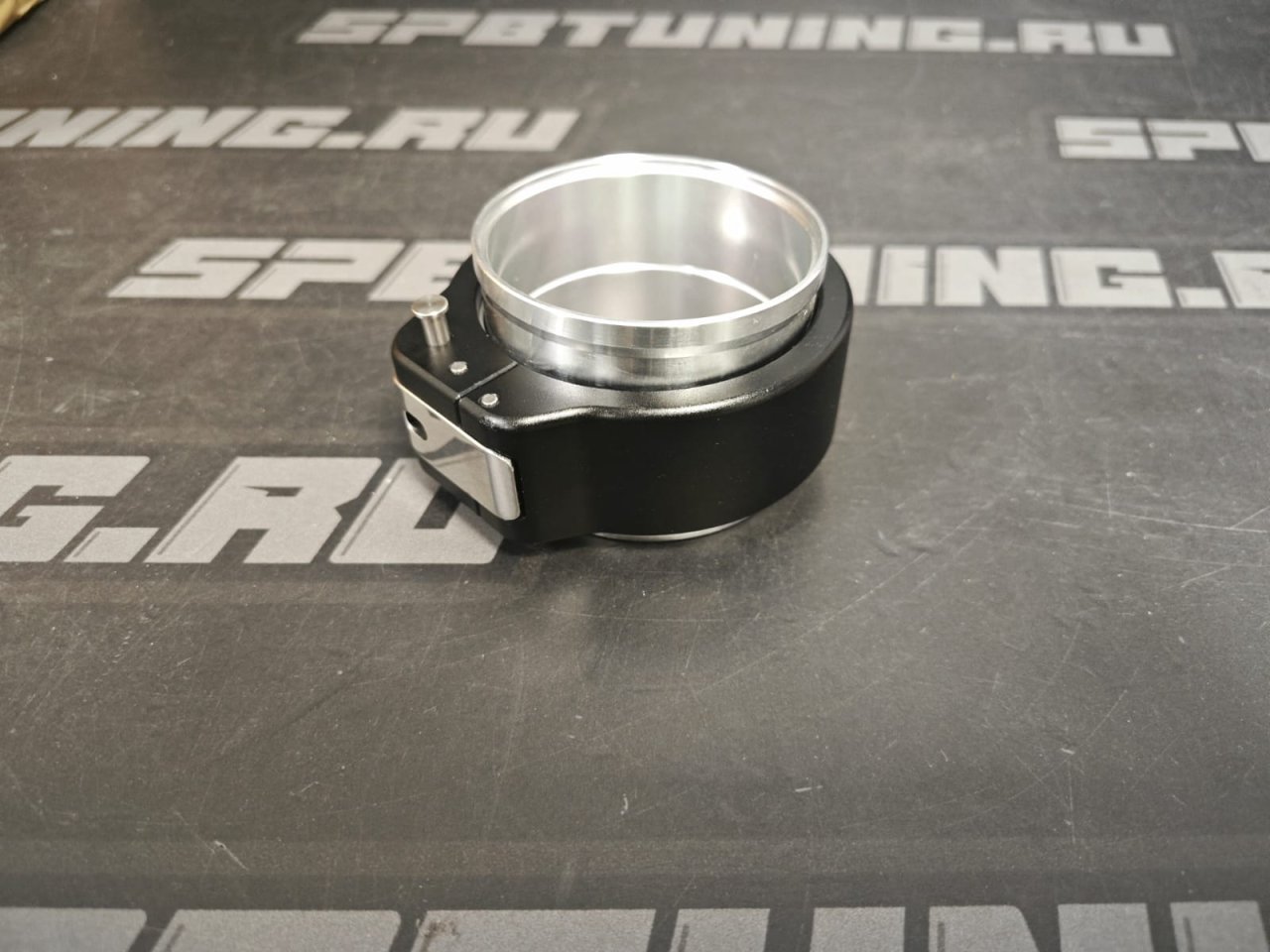 Хомут V-Band (HD Clamp) 63мм (2,5") подвижный с защелкой