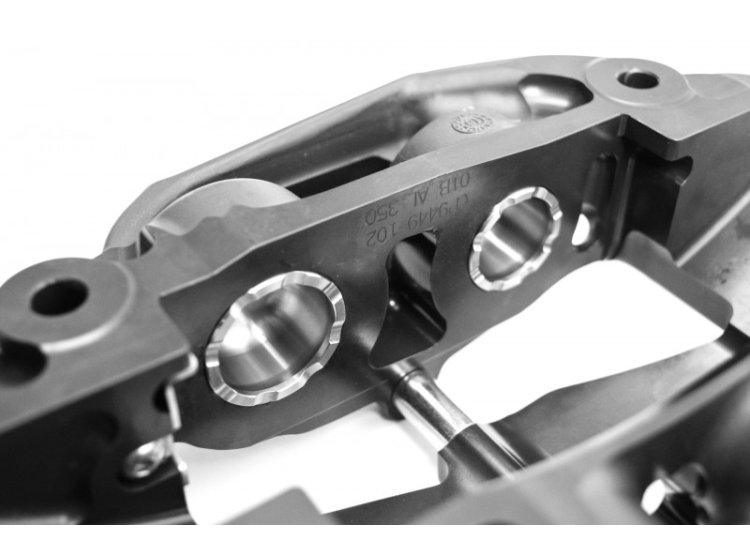 Суппорт AP Racing CP9450-3S4L Pro5000R Radi-CAL 4 поршня