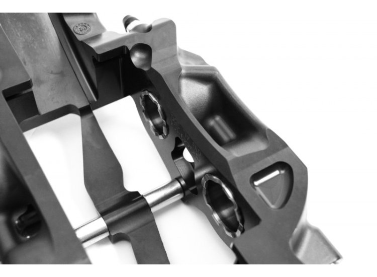 Суппорт AP Racing CP9450-2S4L Pro5000R Radi-CAL 4 поршня