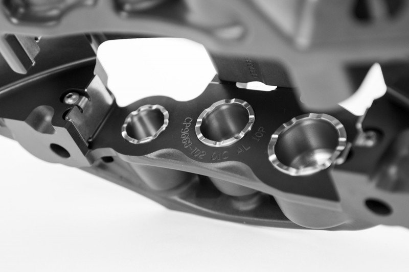 Суппорт AP Racing CP9668-2S7L Pro5000R Radi-CAL 6 поршней; 25mm толщина колодки