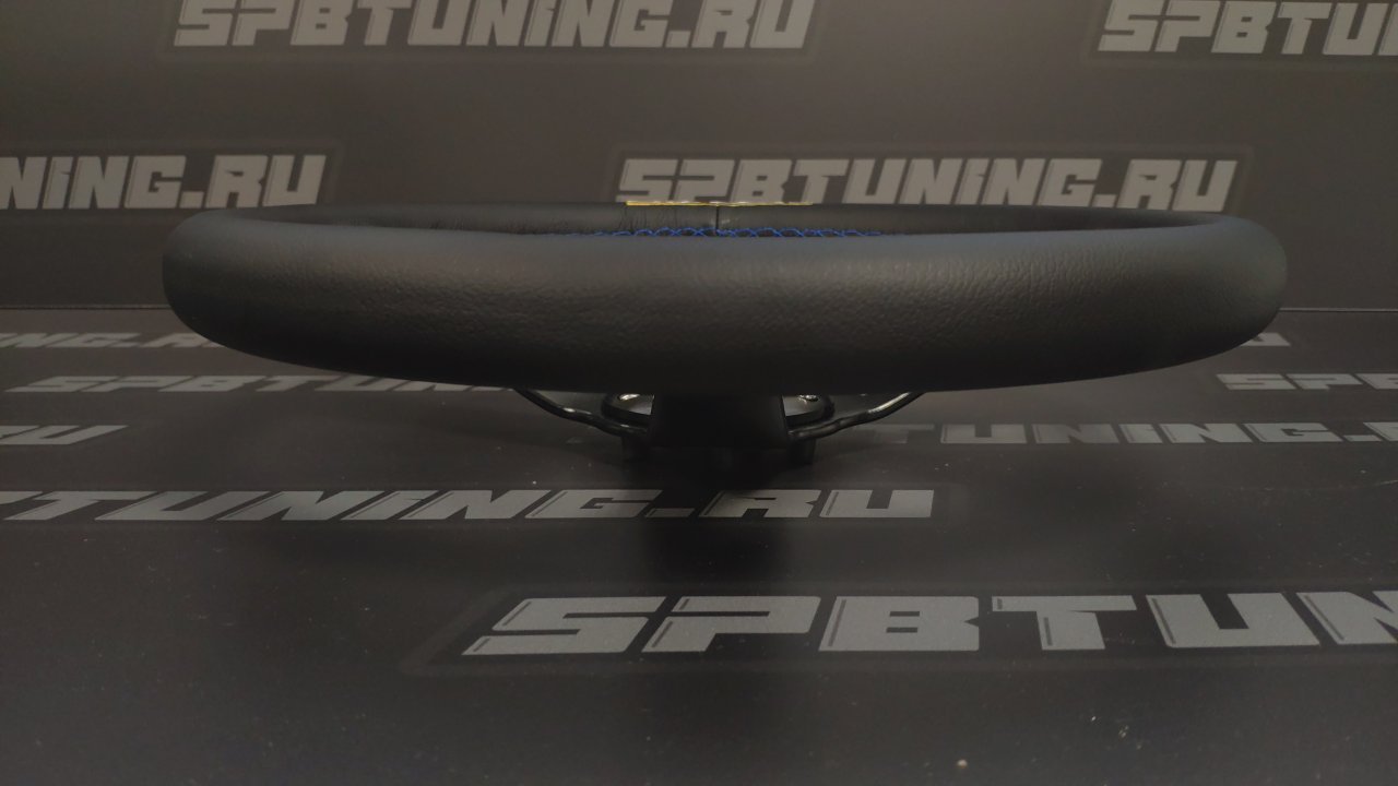 Руль спортивный Endless с выносом, кожа, без перфорации