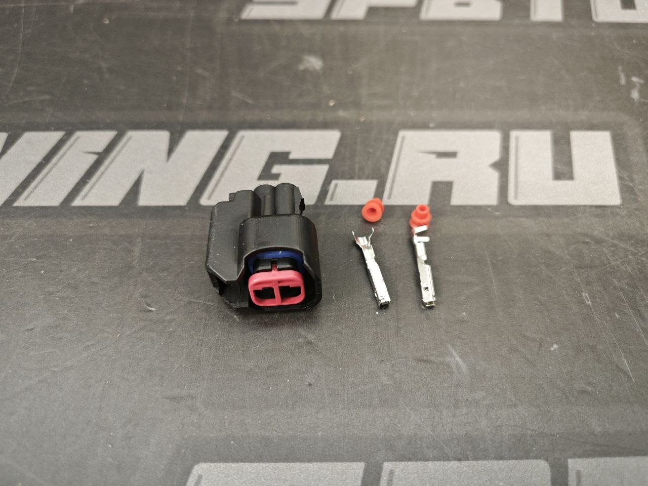 Фишка топливной форсунки EV6 EV14