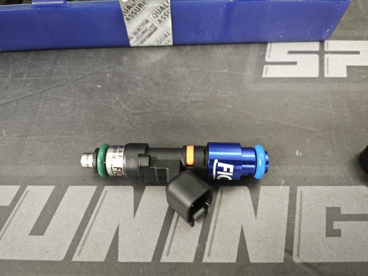 Форсунки Fuel Injector Clinic (FIC) 1000 cc 60мм 14мм 14мм