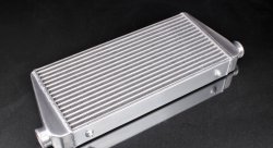 Интеркулер универсальный 600*296*75 (вход / выход = 64 мм) Tube and fin