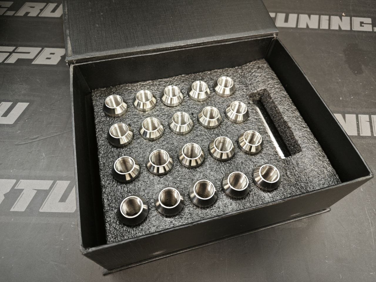 Гайки колесные Rays style M14х1.5 45мм (хром)